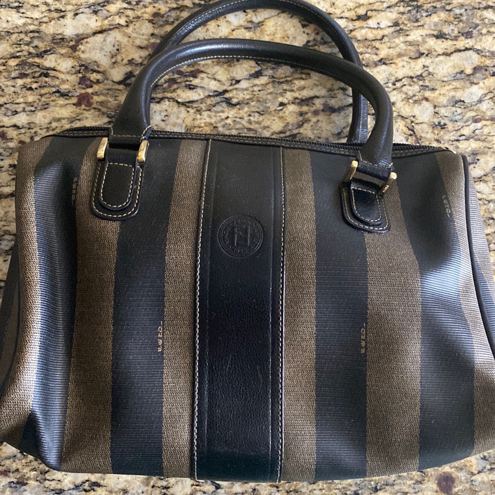 Fendi Pequín striped leather purse 90’s